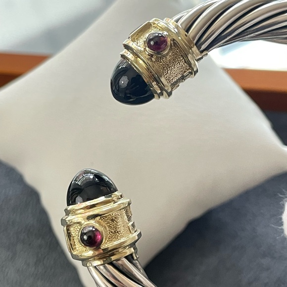 David Yurman 10mm Renaissance Cable Cuff with Black Onyx-Small - Picture 8 of 10